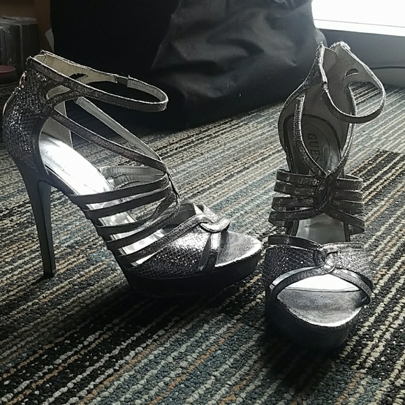 Guess Silver Heals - Picture 1 of 3